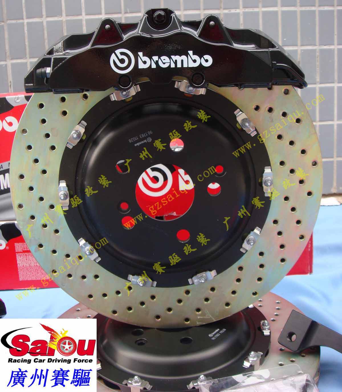 黑色BREMBO剎車套件